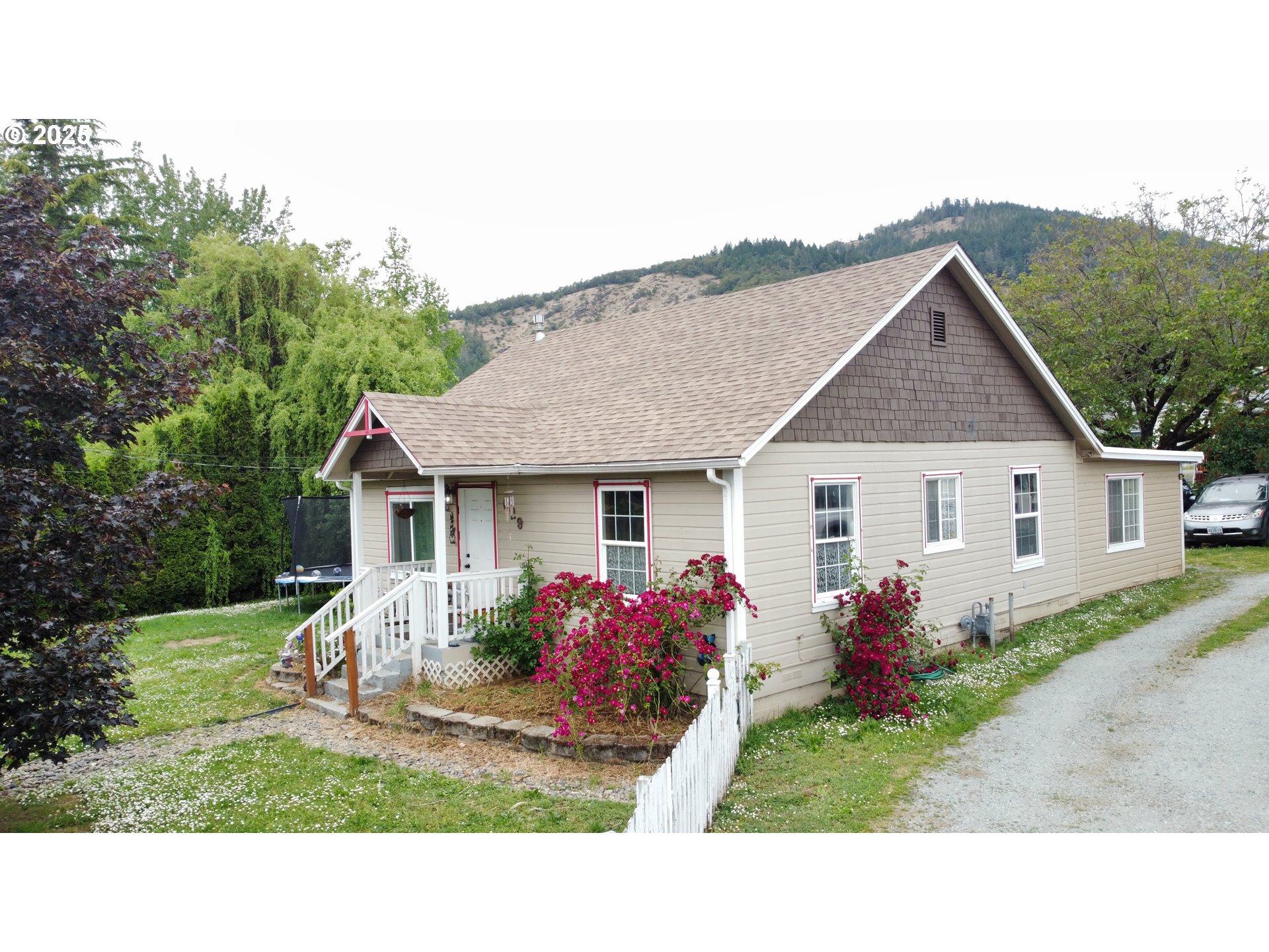 629 JOHNSON ST - RMLS #116216682