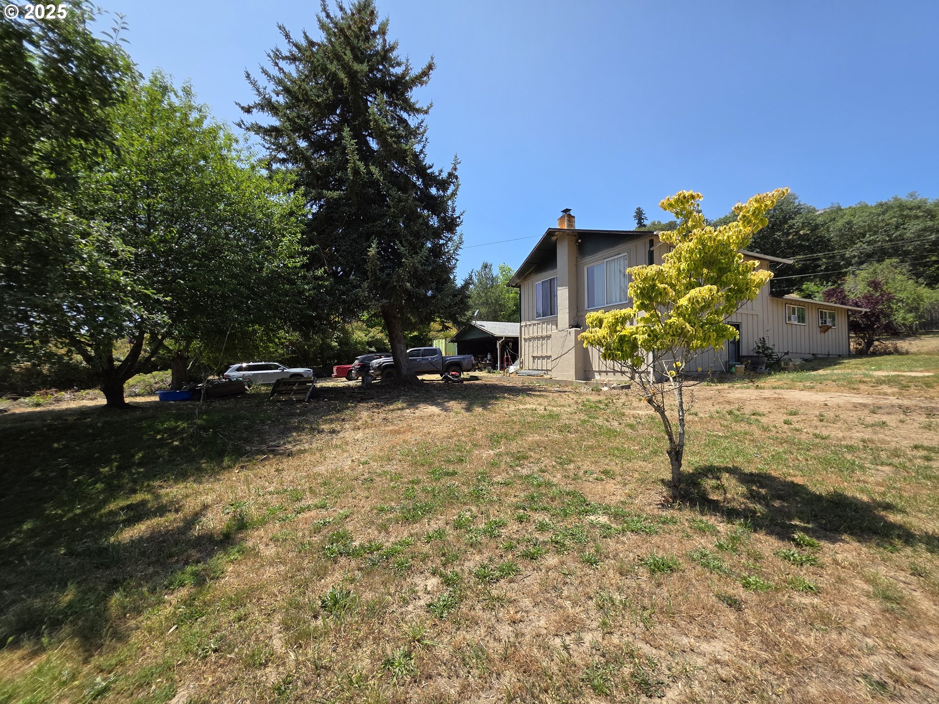 176 HOMESTEAD DR - RMLS #117354367