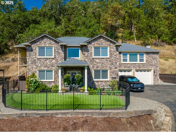 1584 AVERY ST - RMLS #132359181