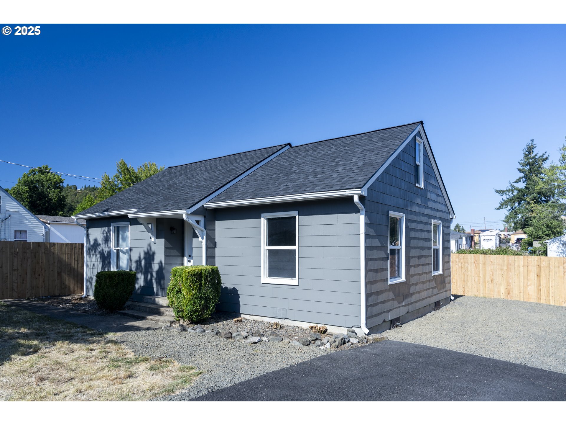137 FLAGG ST - RMLS #170243125