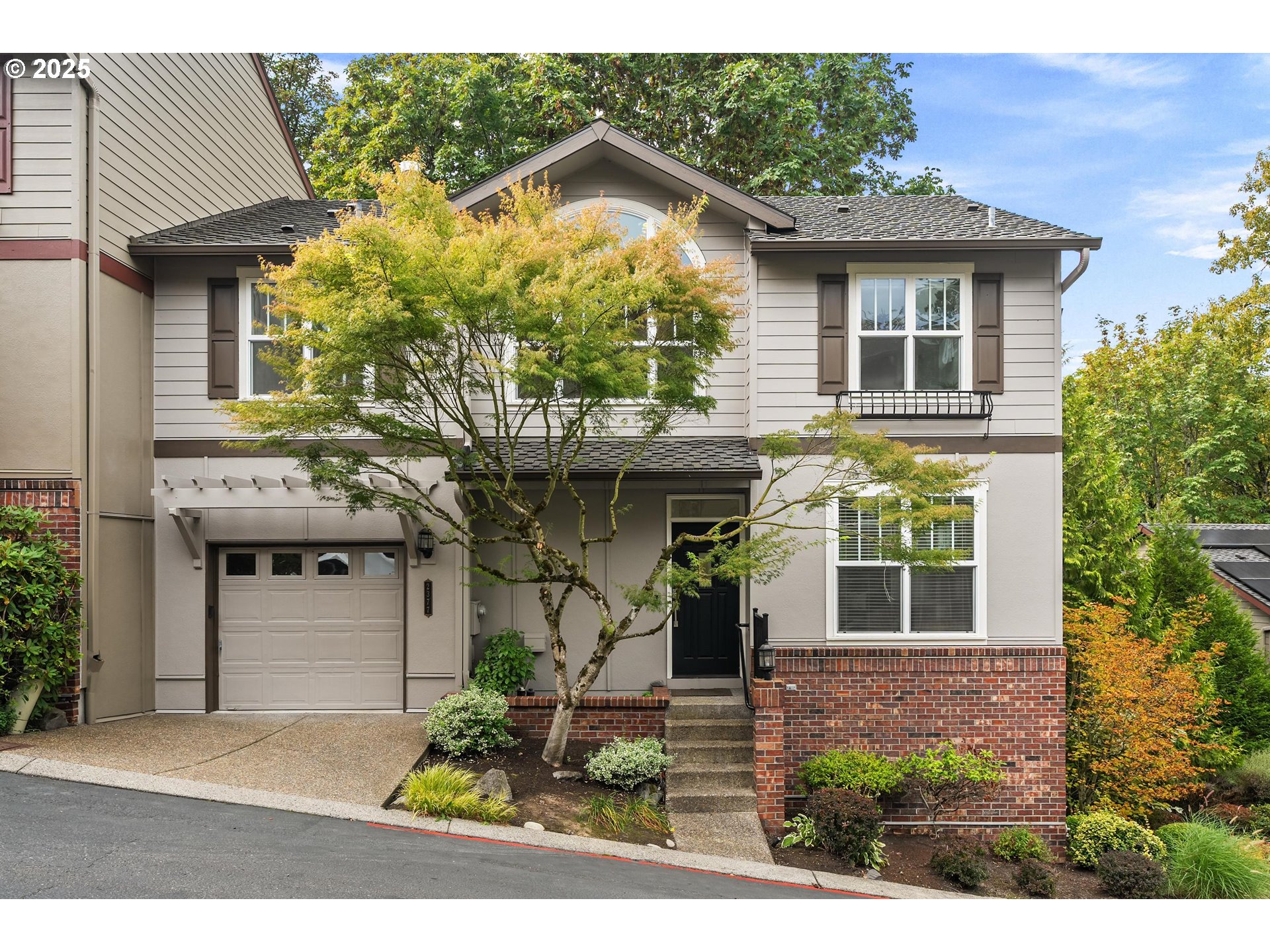 2377 BURKHART DR - RMLS #191128038