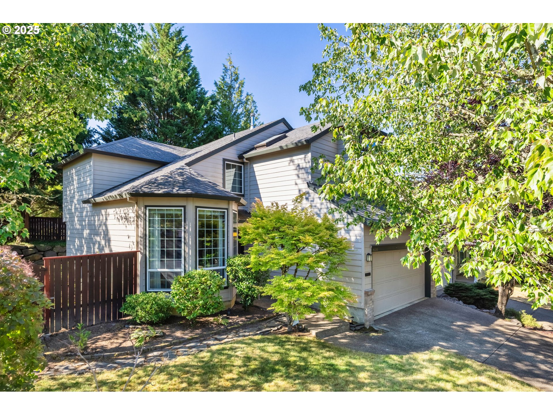 15218 TWINFLOWER DR - RMLS #215623353