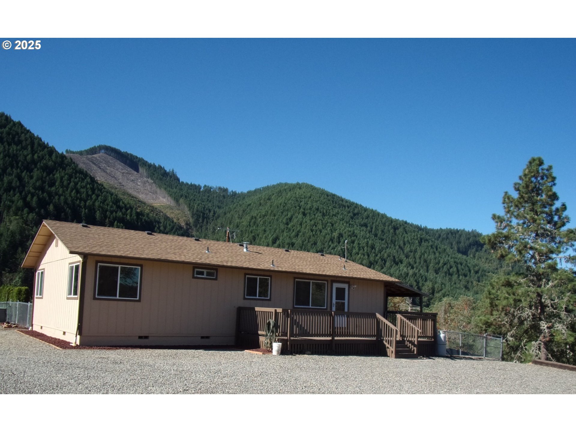 375 JORDAN CREEK RD - RMLS #222926793