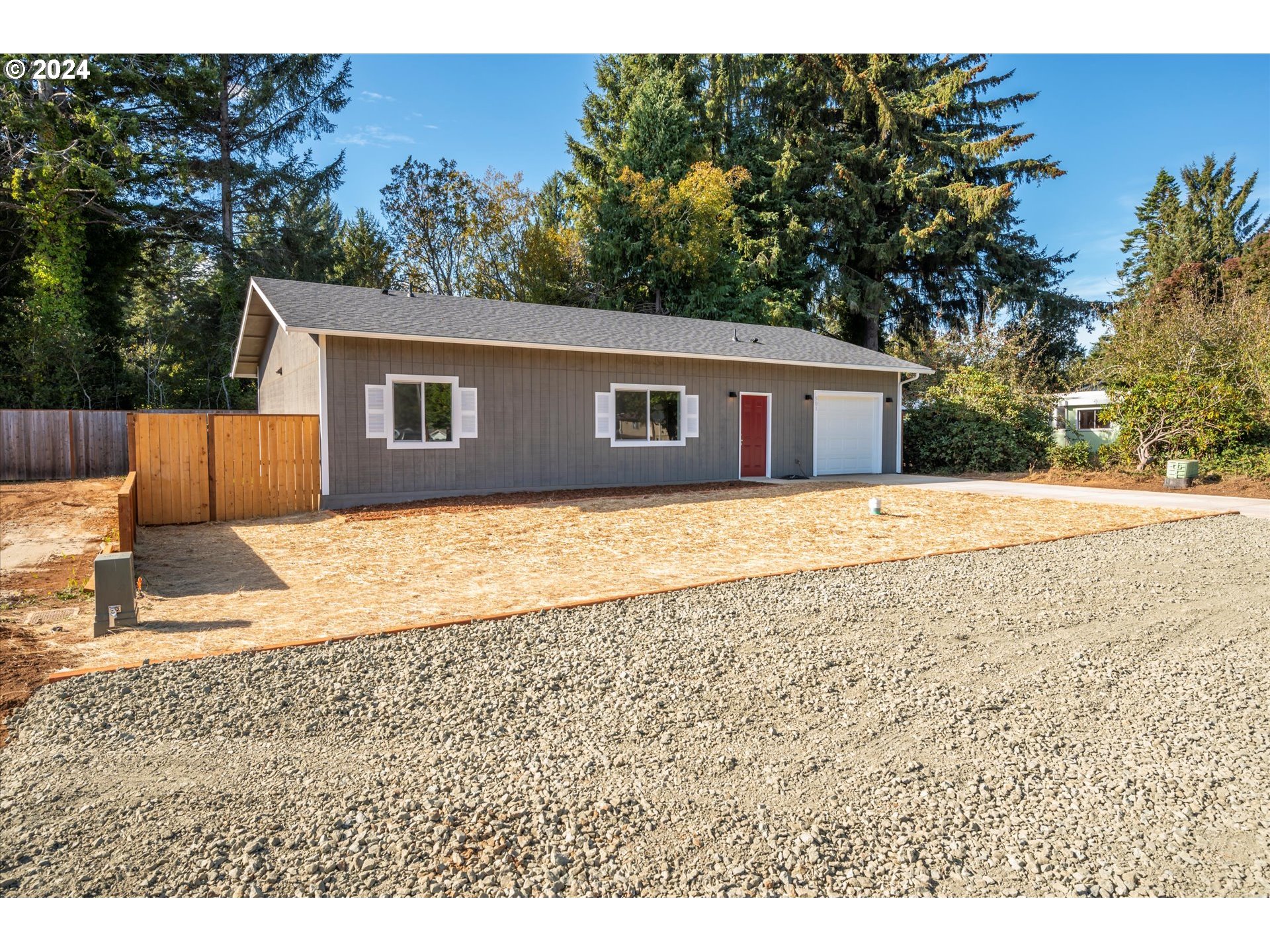 501 NORTH AVE - RMLS #24143680