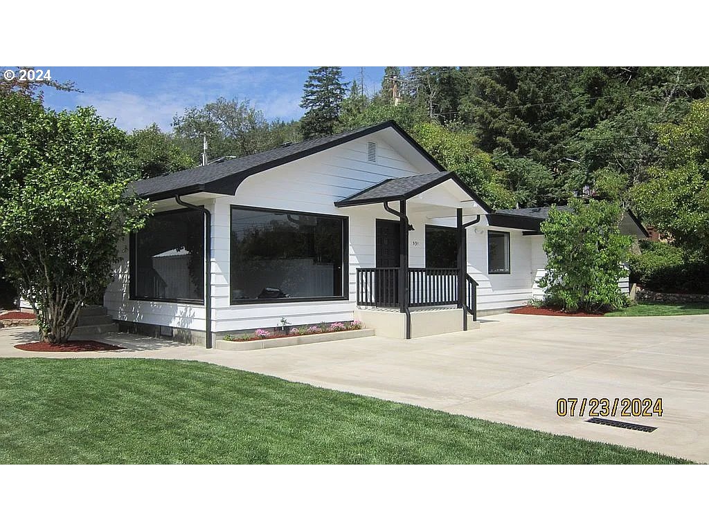 591 FAIRCHILD ST - RMLS #24299639