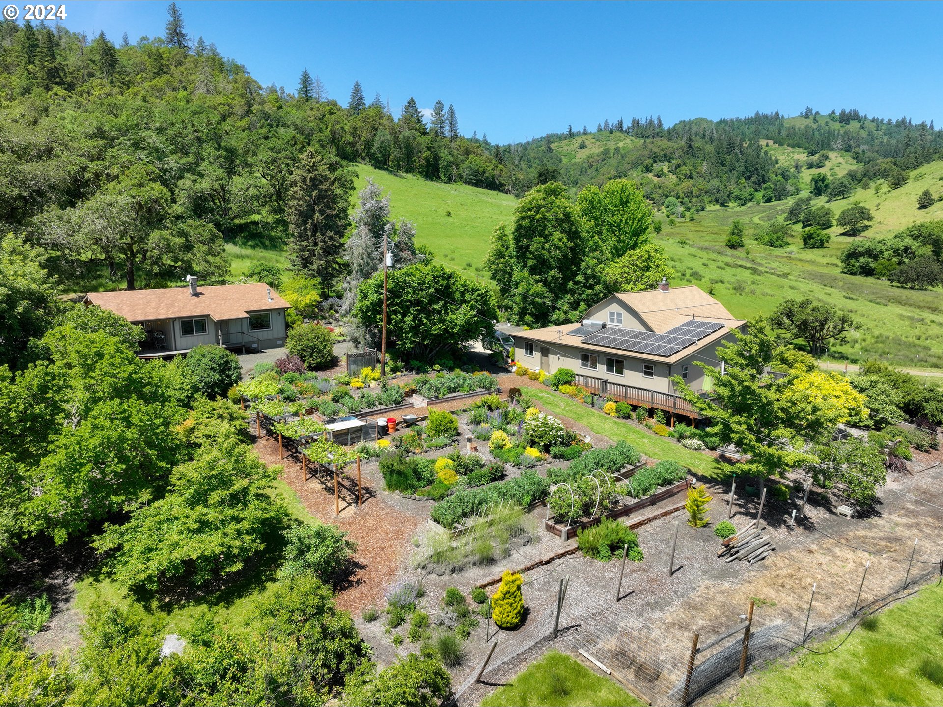 1262 KESTER RD - RMLS #24324997