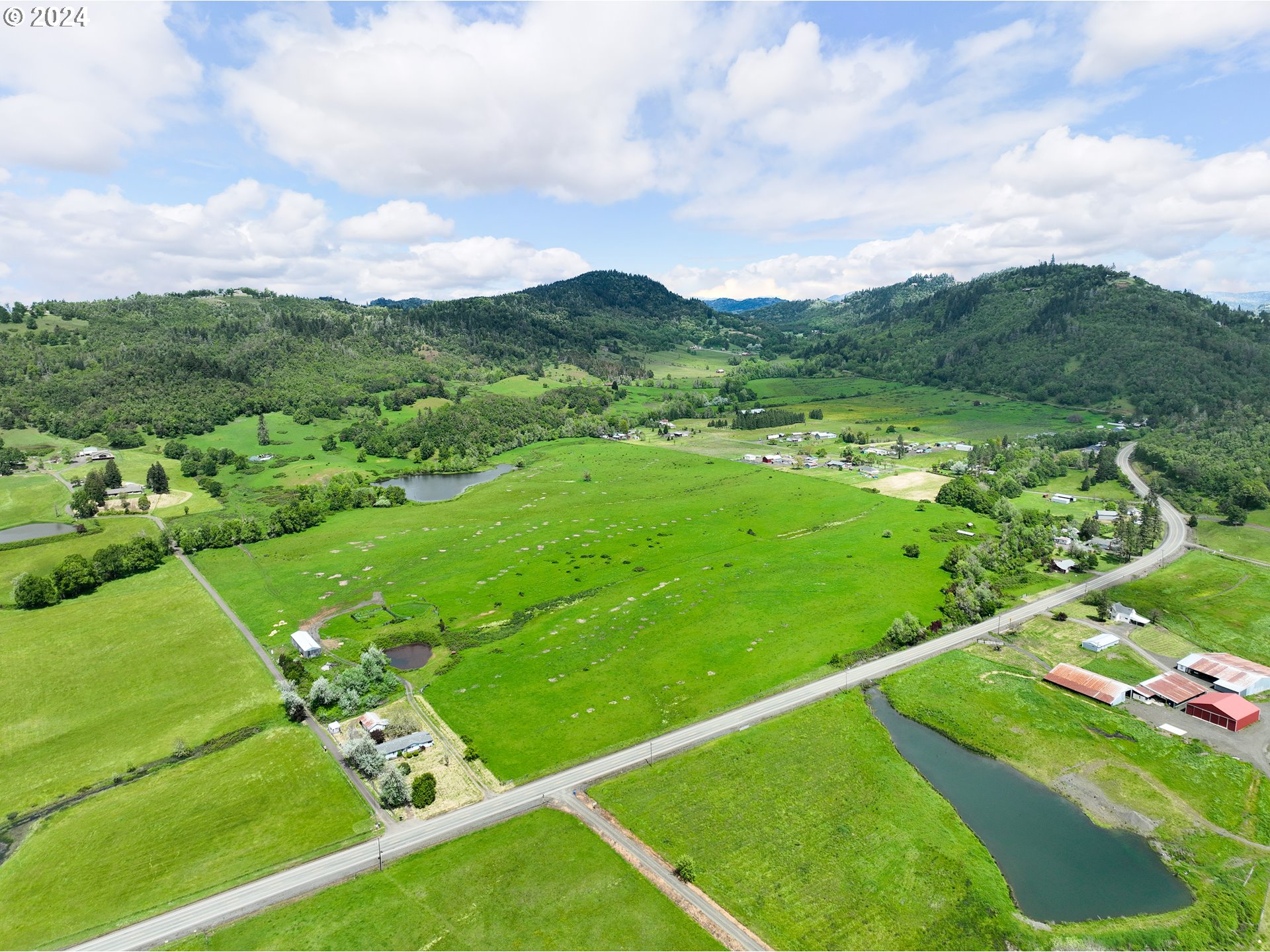 5961 LOOKINGGLASS RD - RMLS #24363829