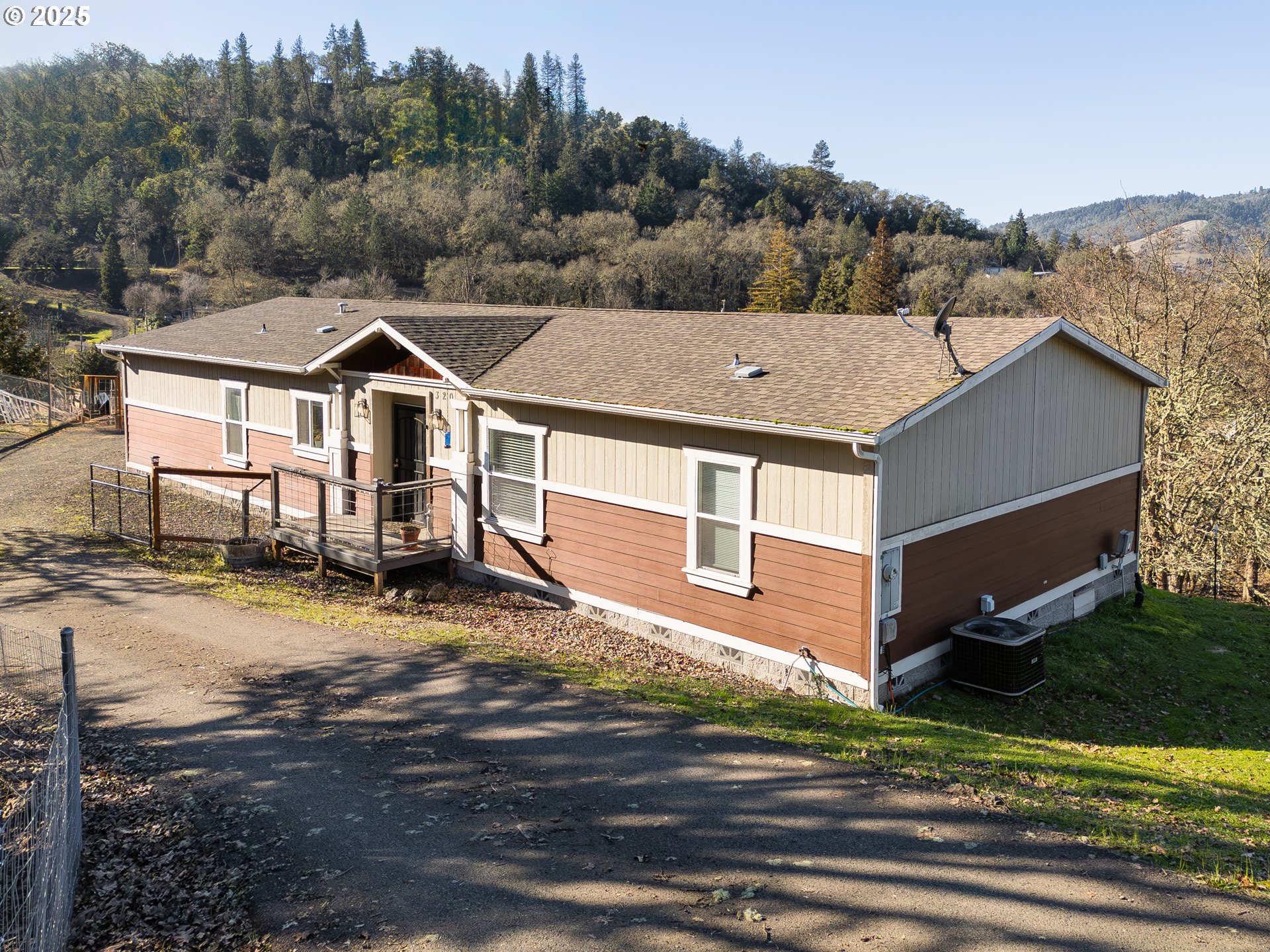 320 CEGAVSKE LN - RMLS #24514845