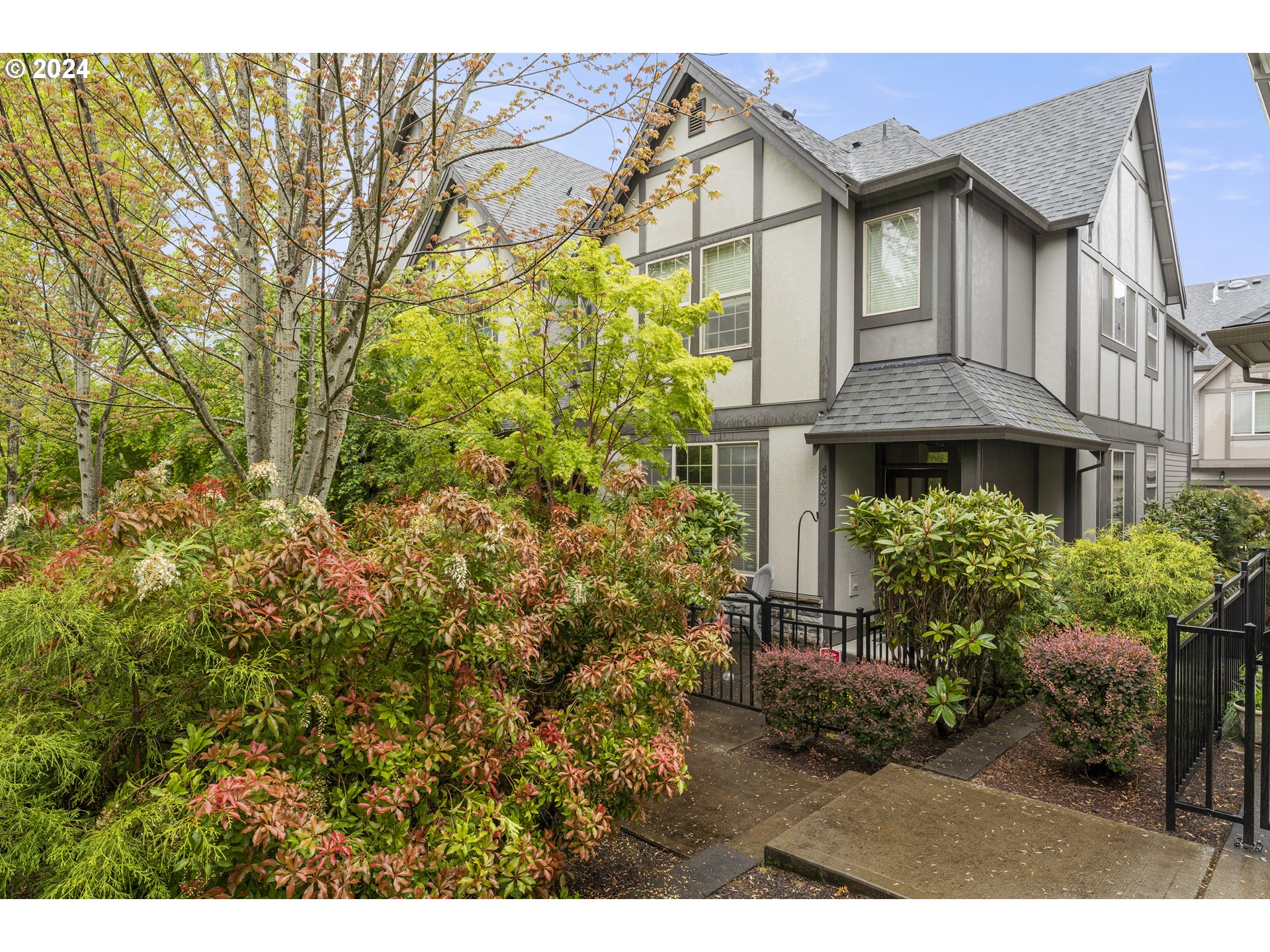 4884 162ND TER - RMLS #24619138