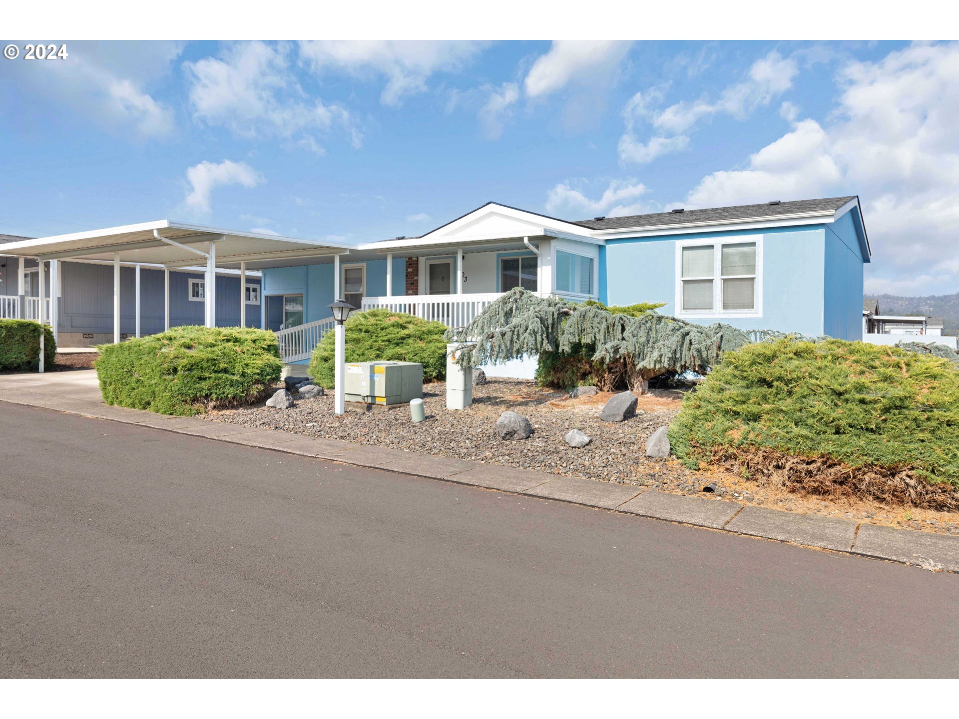 303 RIVERRIDGE AVE - RMLS #24640841
