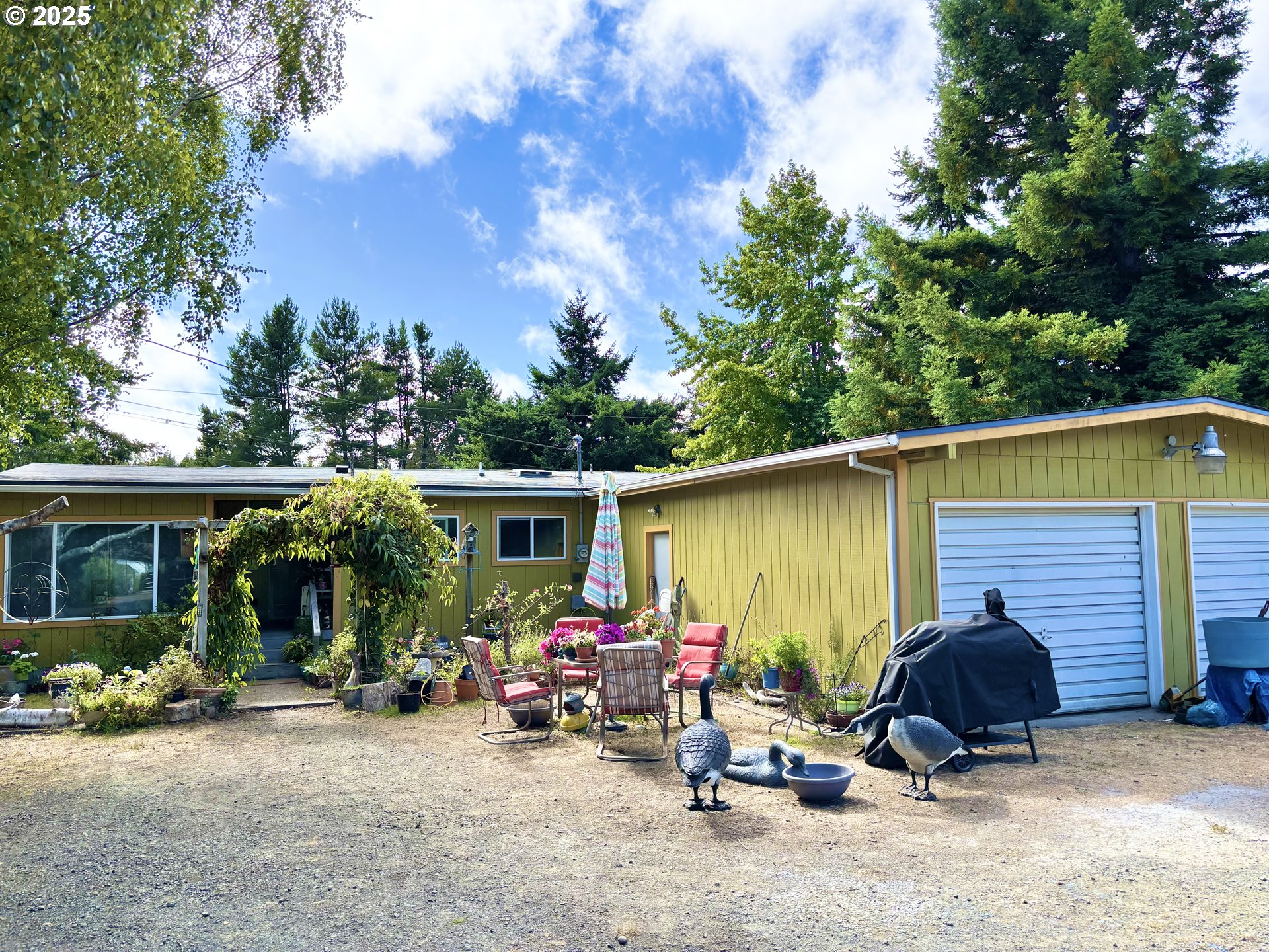 465 8TH ST - RMLS #248871829