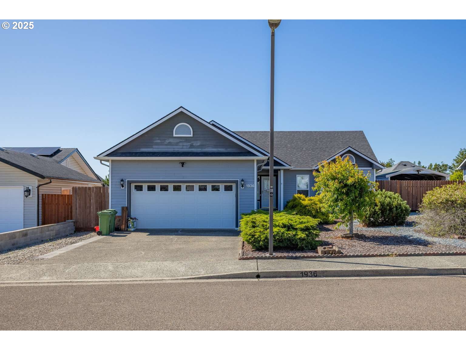 1936 CHANNEL ST - RMLS #269458445