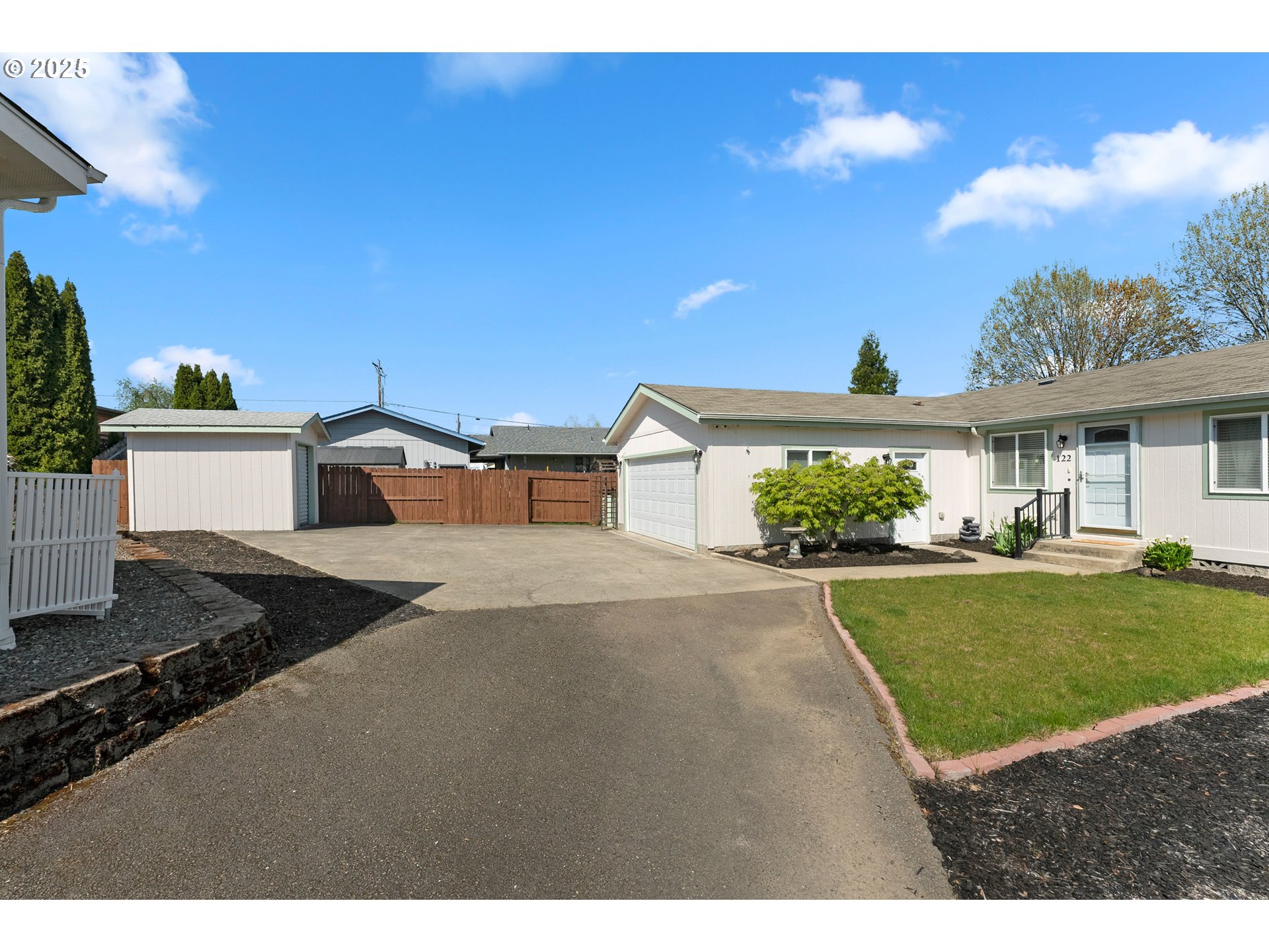 122 KRISTI LEE LN - RMLS #271028656