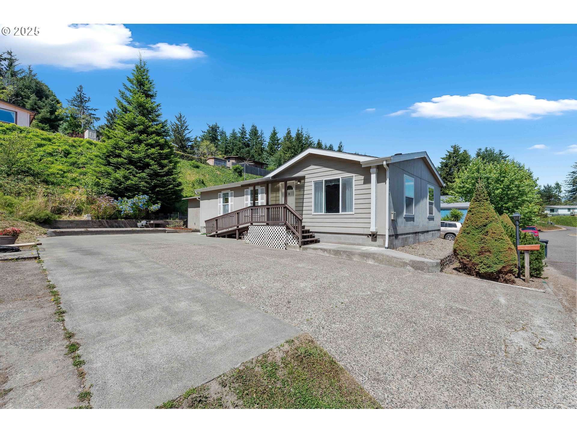 63604 CENTENNIAL RD - RMLS #276107921