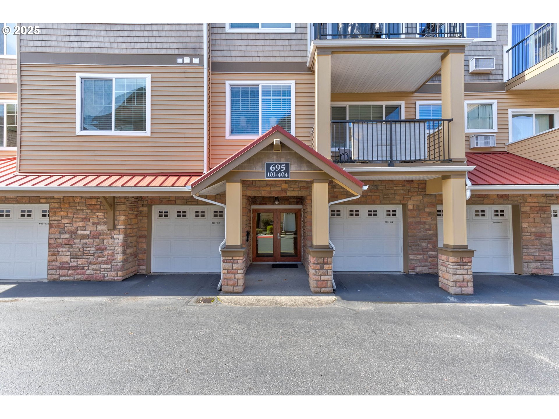 695 Falling Waters - RMLS #288672654