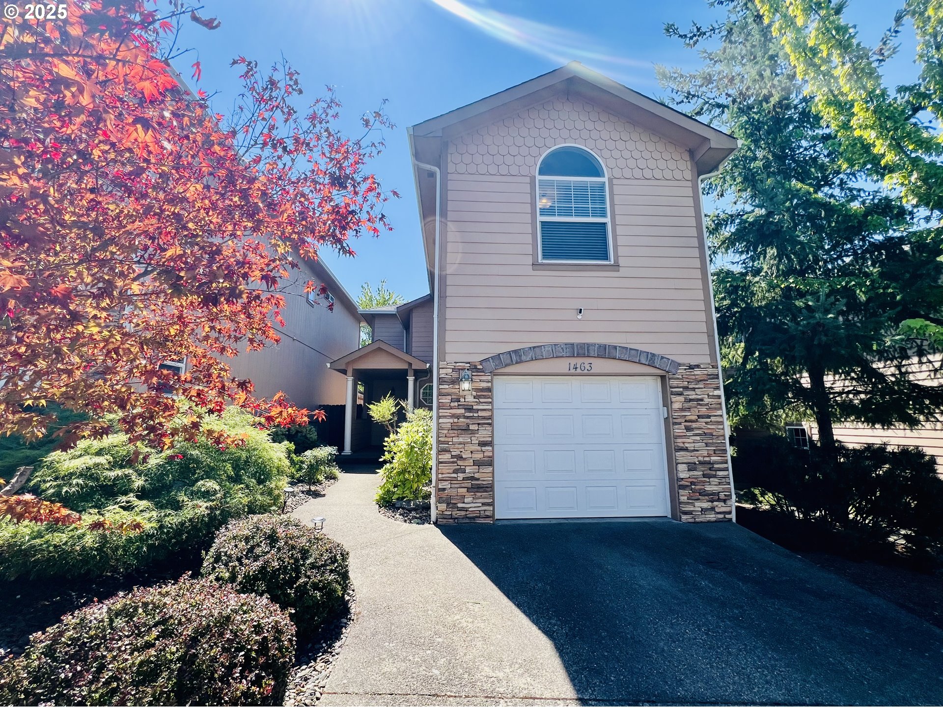 1463 FOUR SEASONS DR - RMLS #316275908