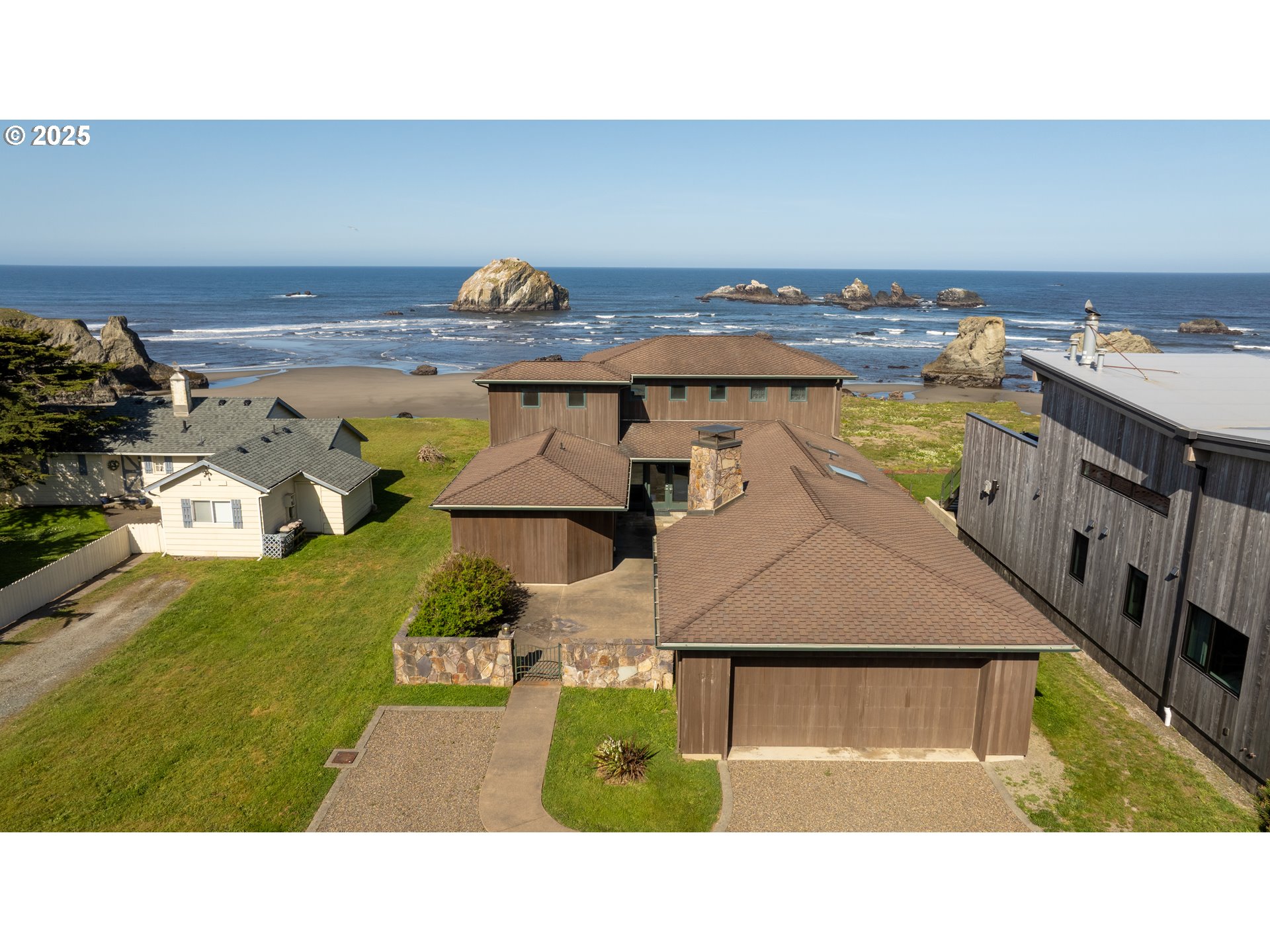 1950 BEACH LOOP DR - RMLS #317380703