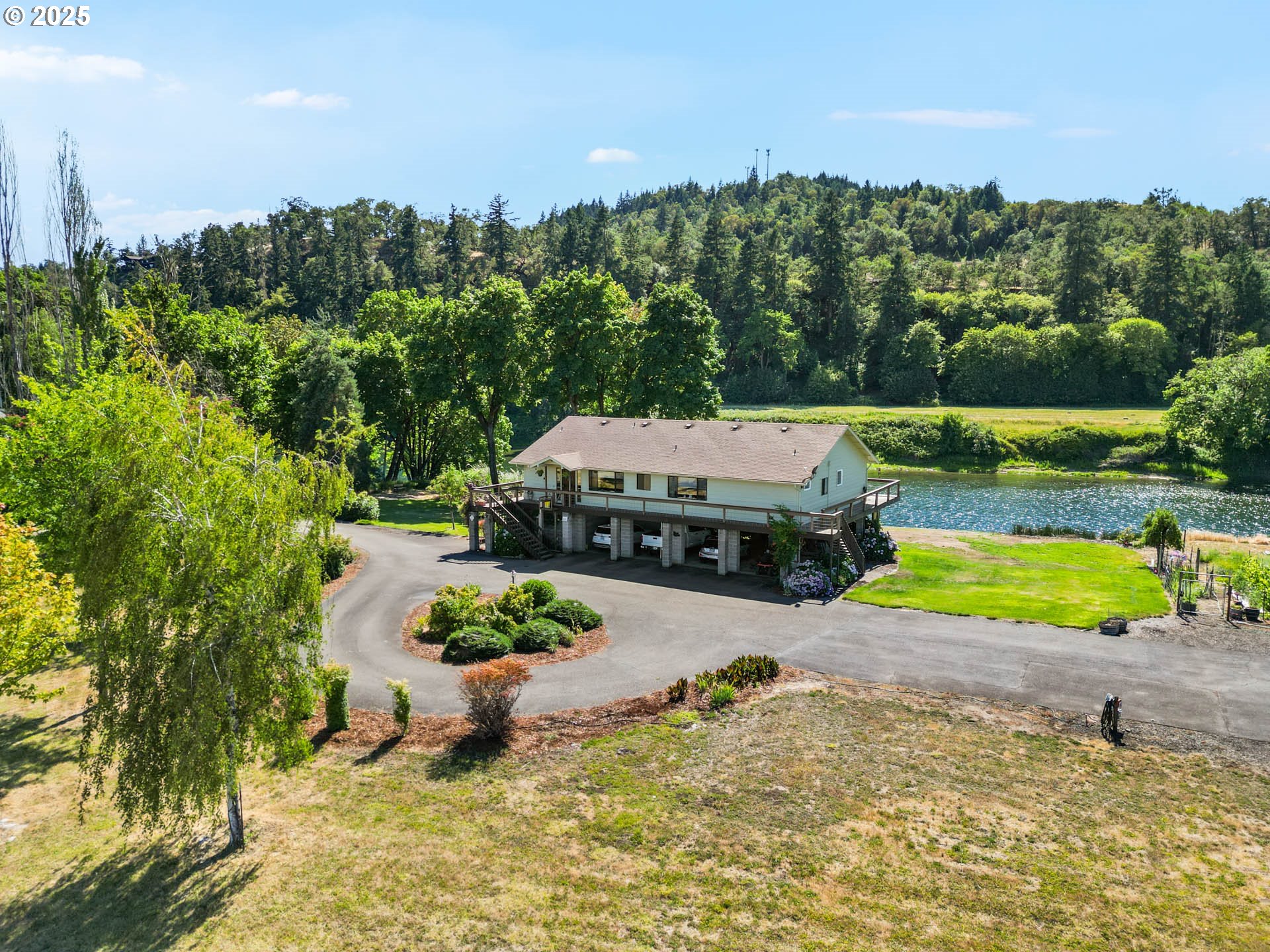 268 CAPITAL LN - RMLS #318474804