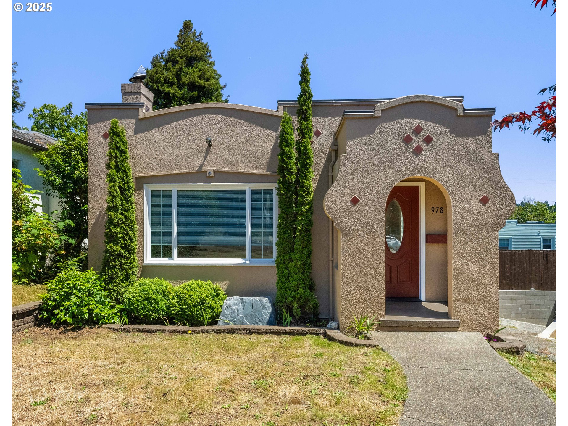 978 7th ST - RMLS #325936421