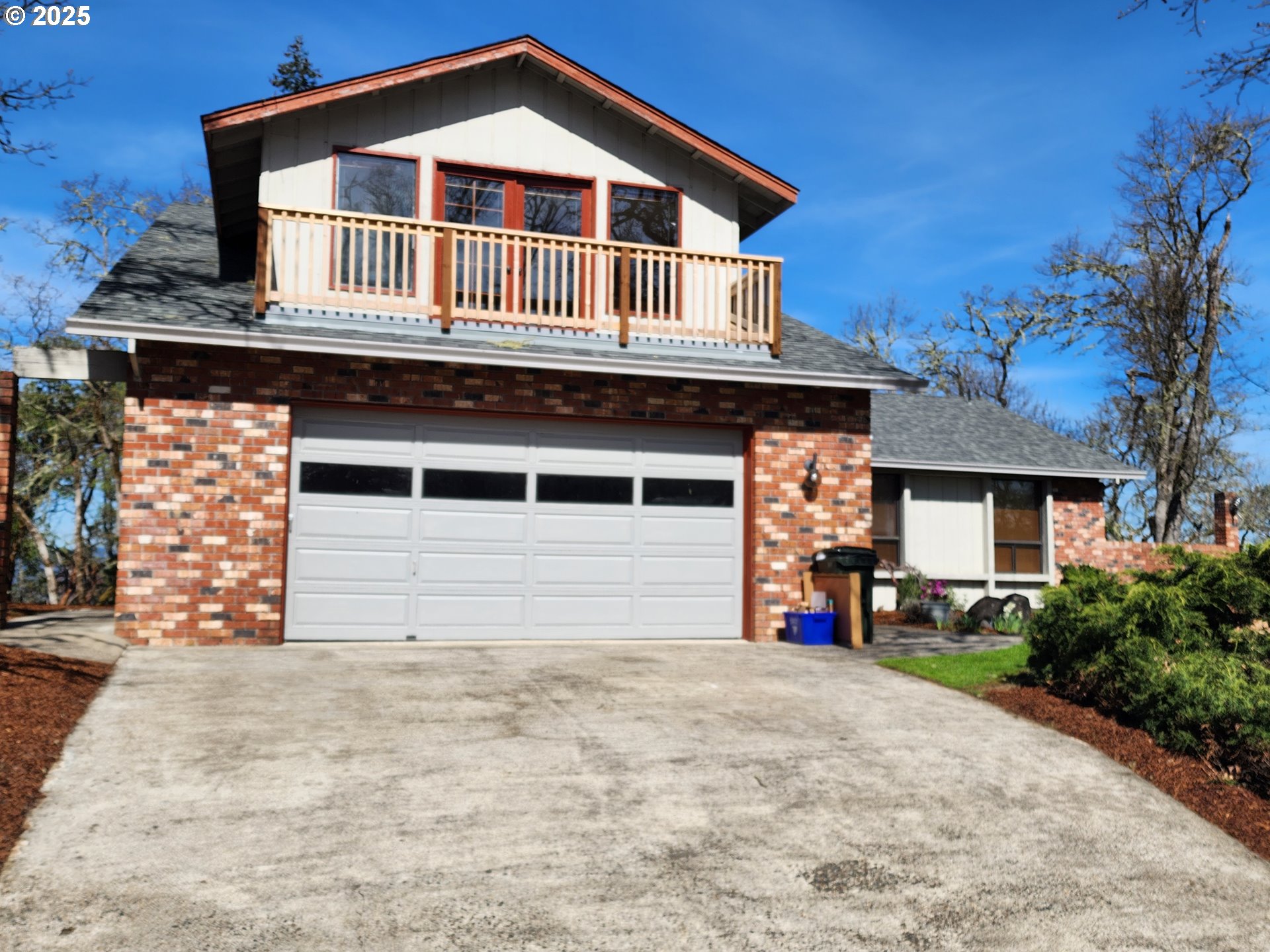810 SUMMIT DR - RMLS #333998602