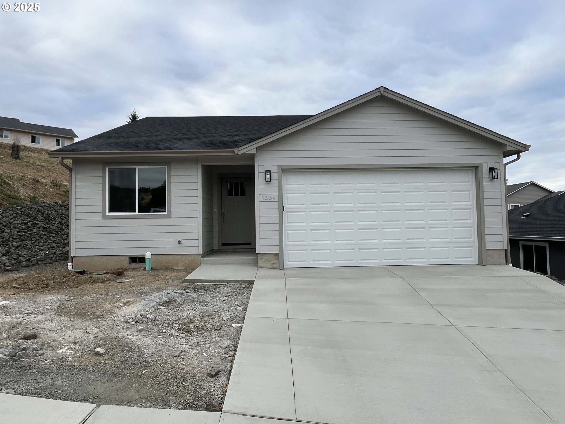 1334 SIMPSON LN - RMLS #340338952