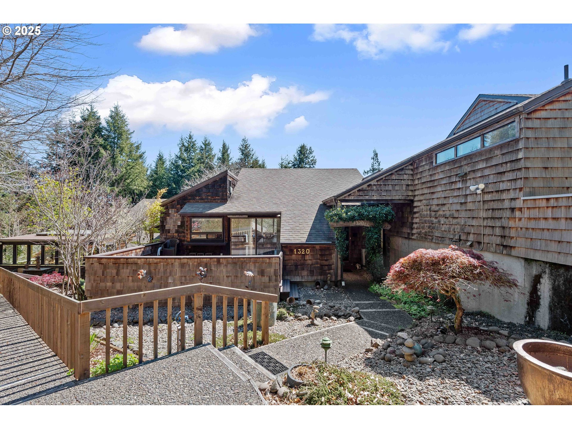1320 INGERSOLL ST - RMLS #347145670