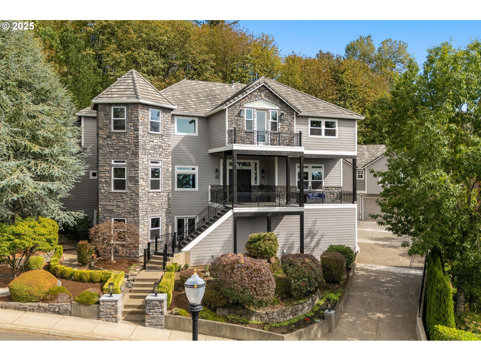 3720 DEVOTO LN - RMLS #385877334