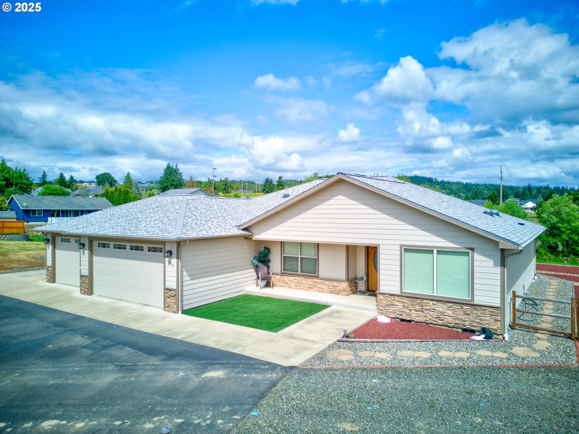 910 SWALLOW AVE - RMLS #407026643