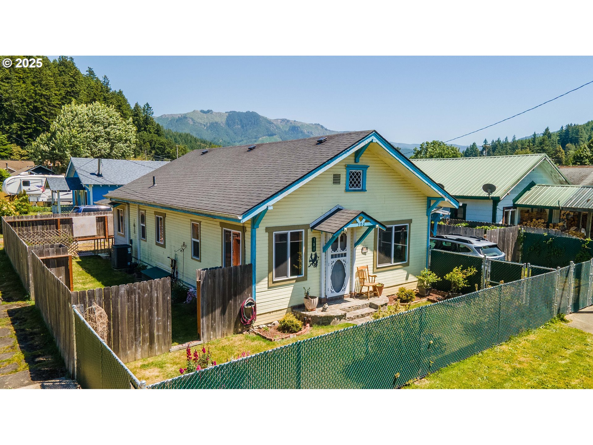 380 3RD AVE - RMLS #422281148