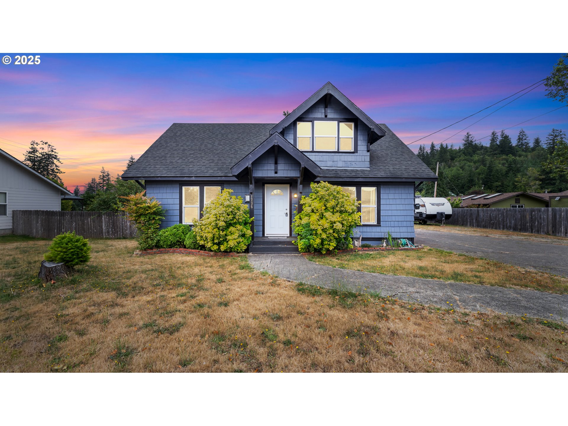 1735 ELM ST - RMLS #428794666