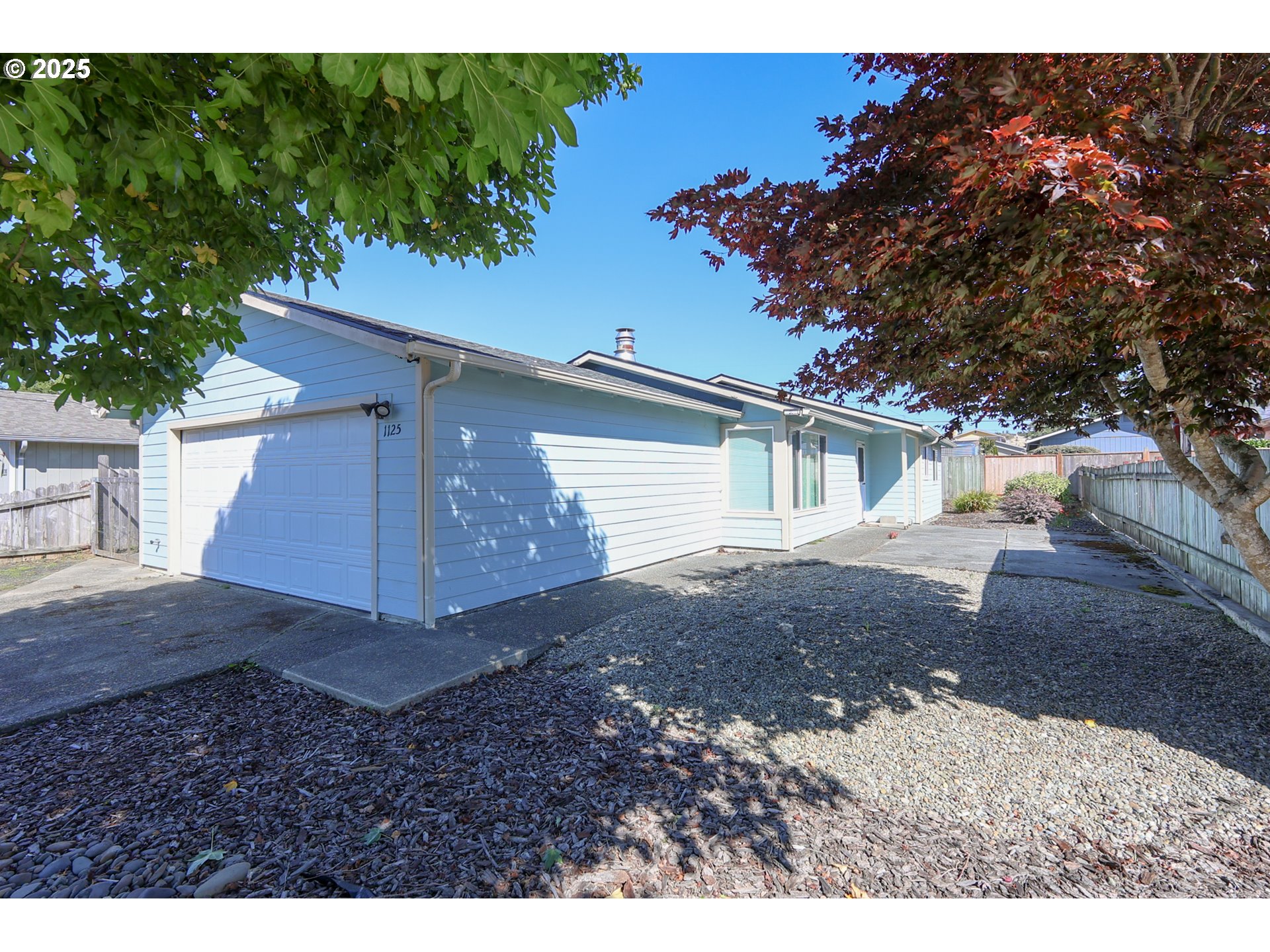 1125 AUGUSTINE AVE - RMLS #433204674