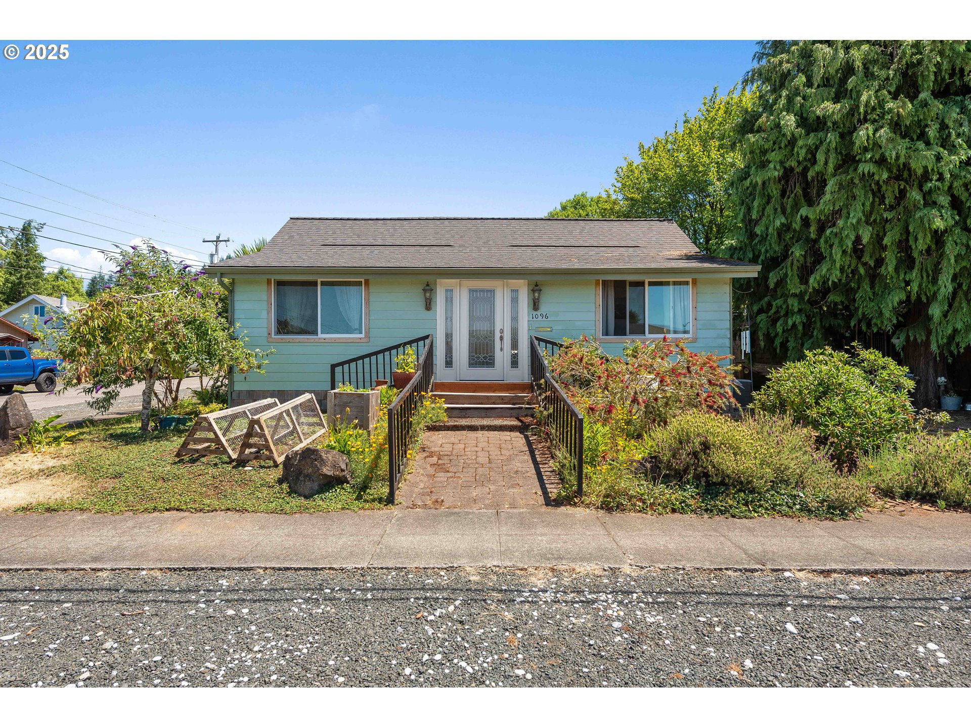 1096 ELLIOTT ST - RMLS #459212132