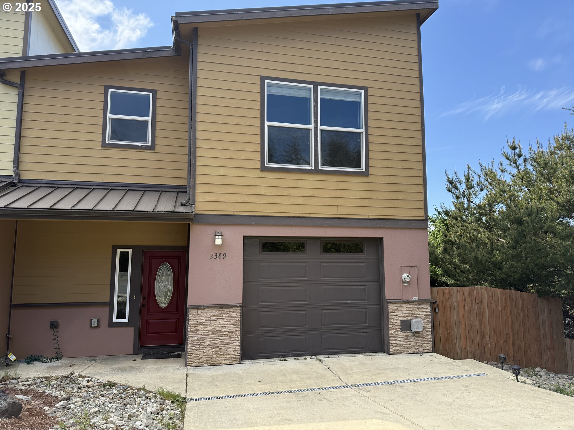 2389 BROOKLYN DR - RMLS #484242529