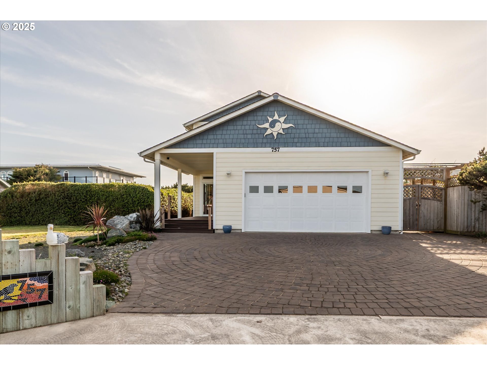 757 SW NEWPORT AVE - RMLS #491048814