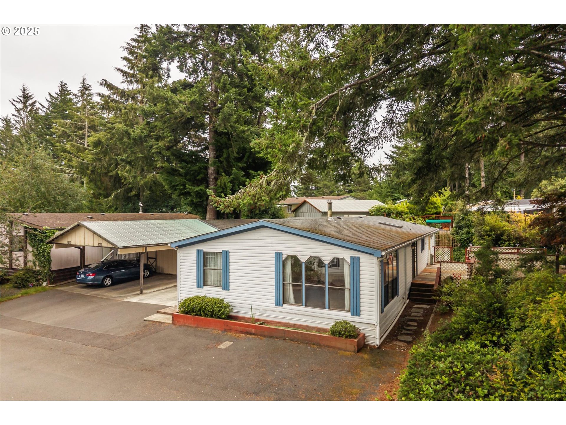 1445 VILLAGE PINES AVE - RMLS #495532809
