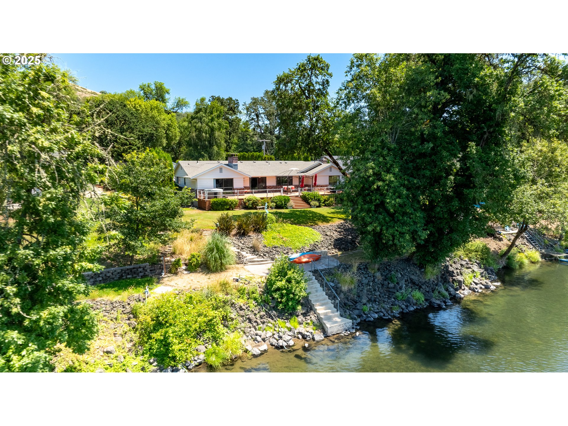 1036 ECHO DR - RMLS #568413553