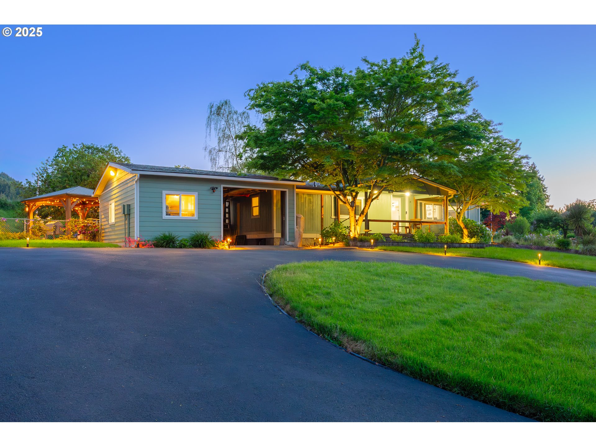 2373 WILD RIVER DR - RMLS #578103959