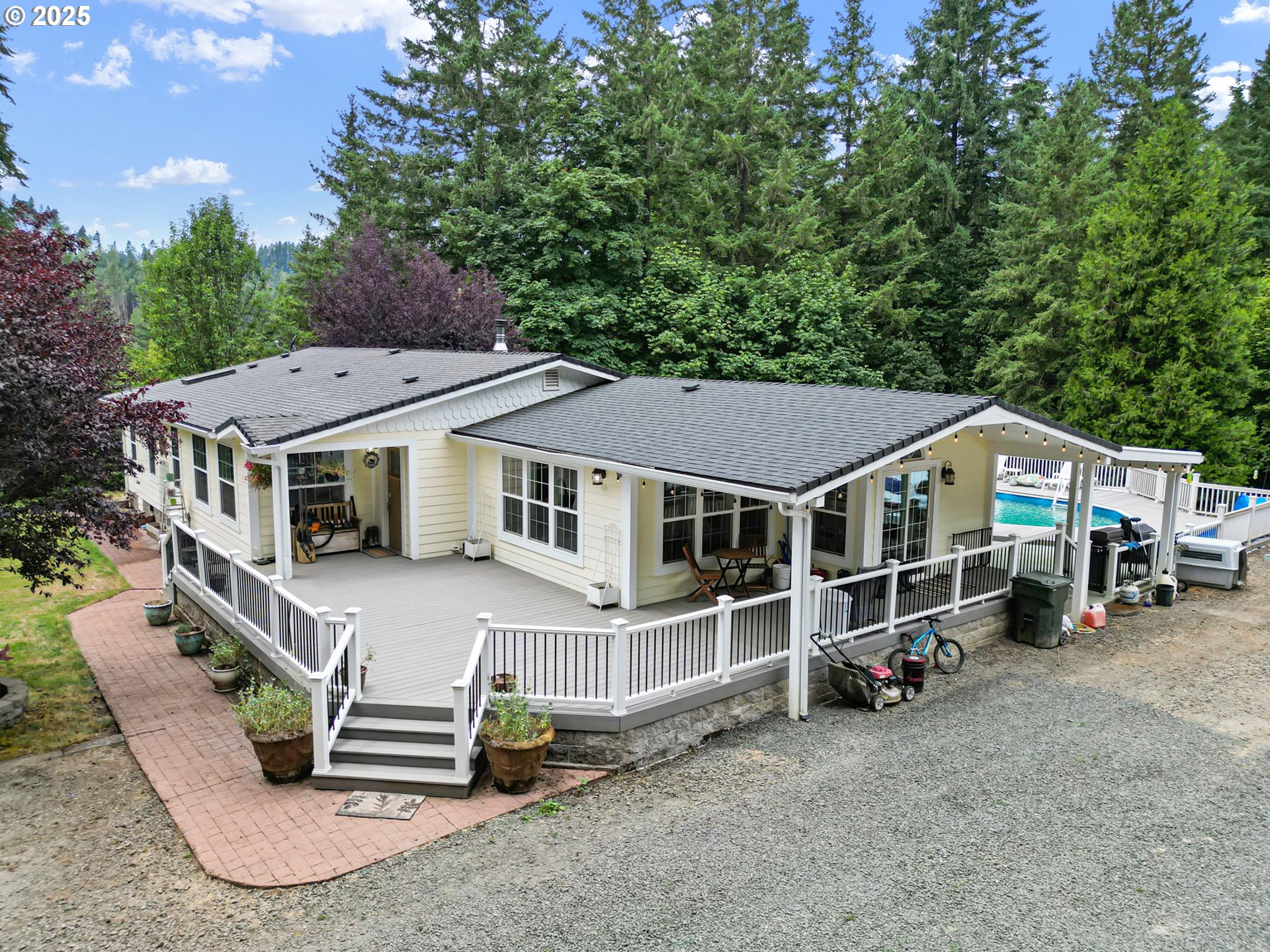 320 CURTIN HILL LN - RMLS #581591511