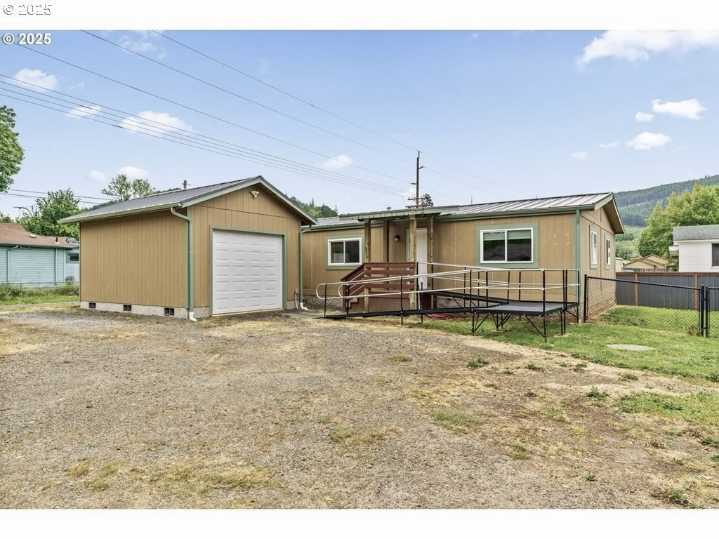 335 DIVISION AVE - RMLS #588454282