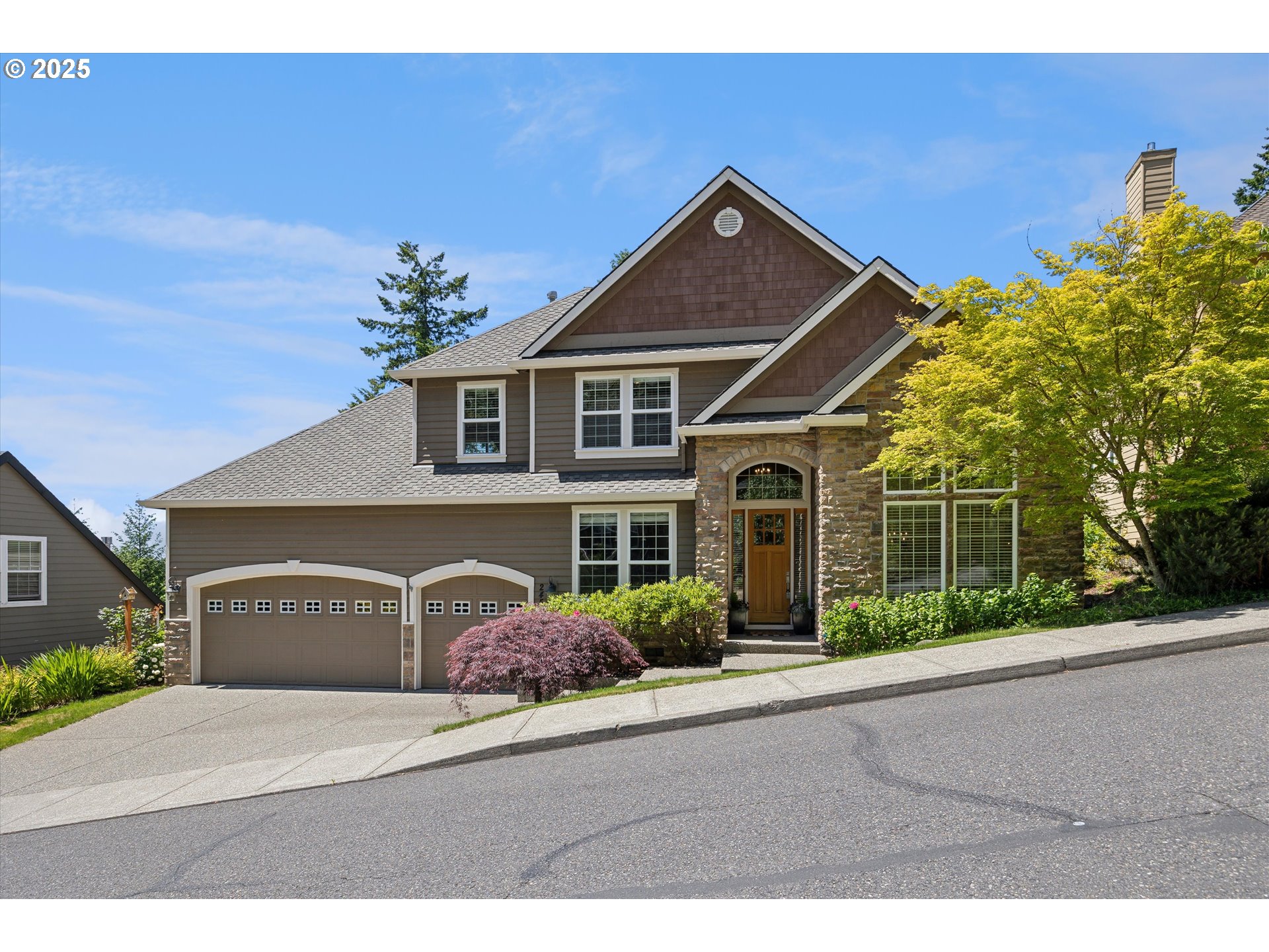 2455 BIRKENDENE ST - RMLS #594321831