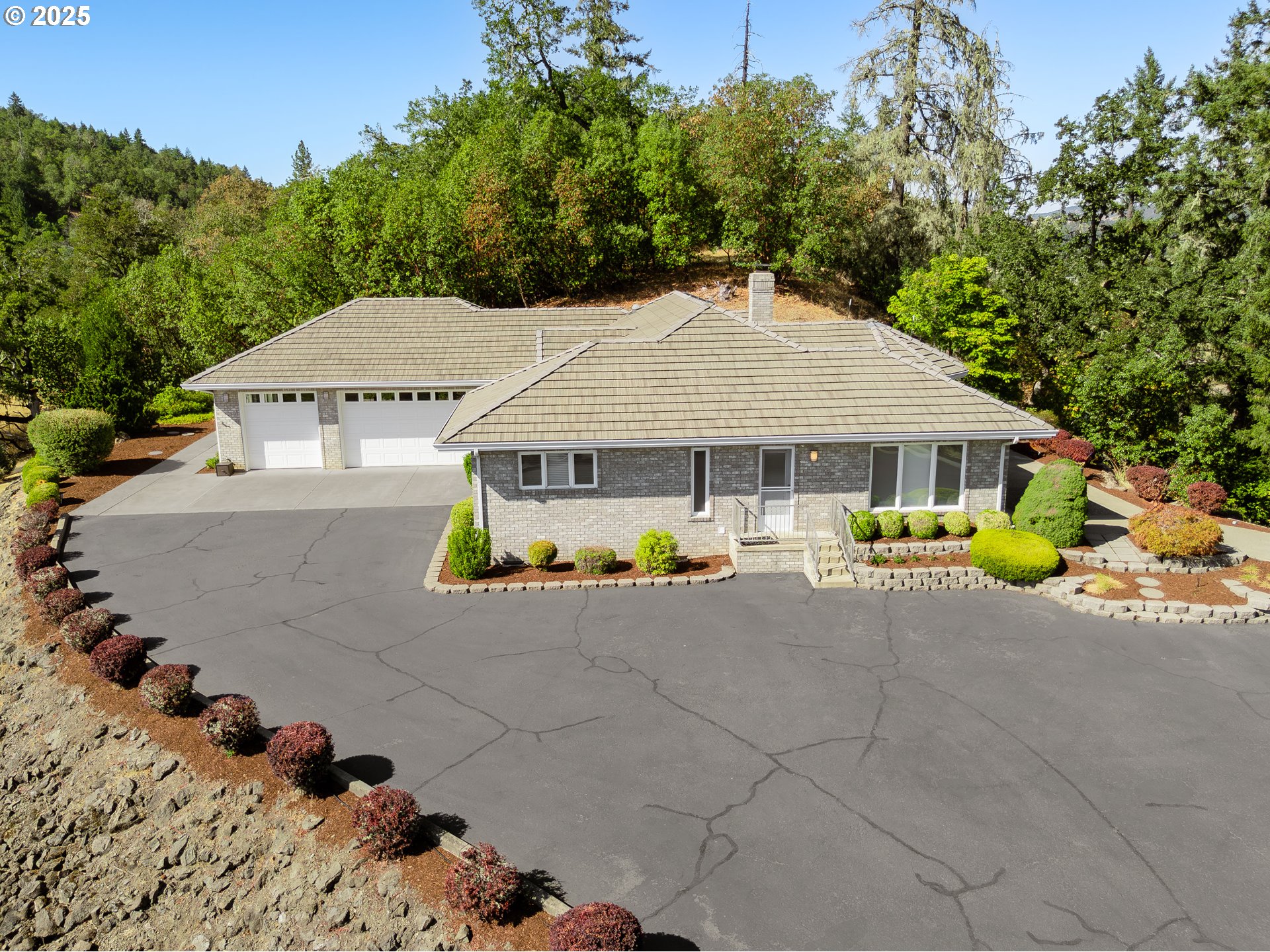 790 TRANQUIL LN - RMLS #612414028