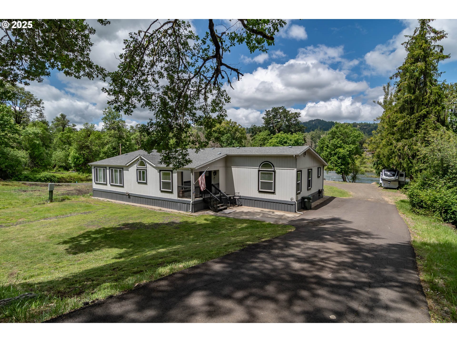 2665 WHISTLERS PARK RD - RMLS #614245843