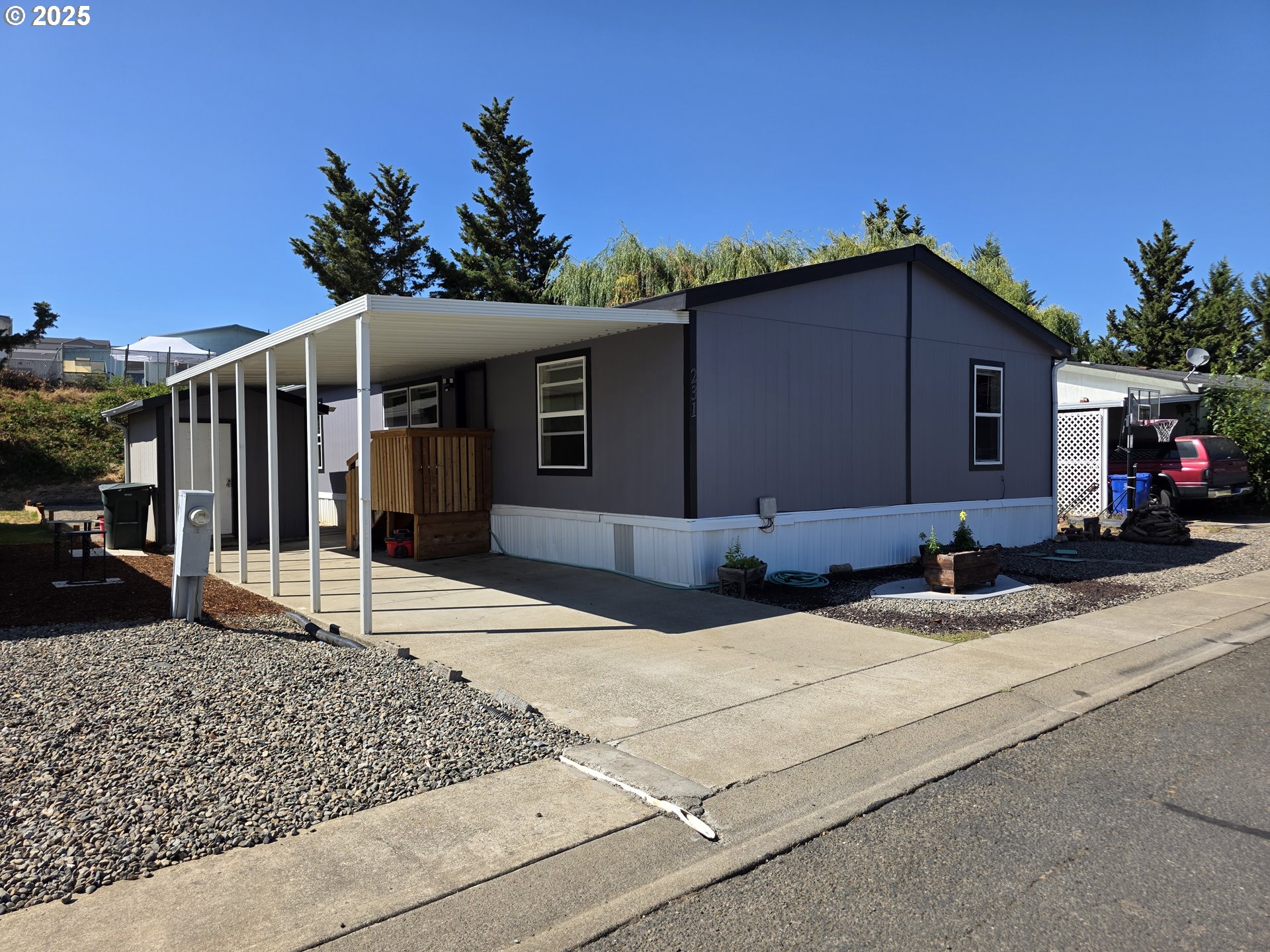 231 OWYHEE LN - RMLS #648393345