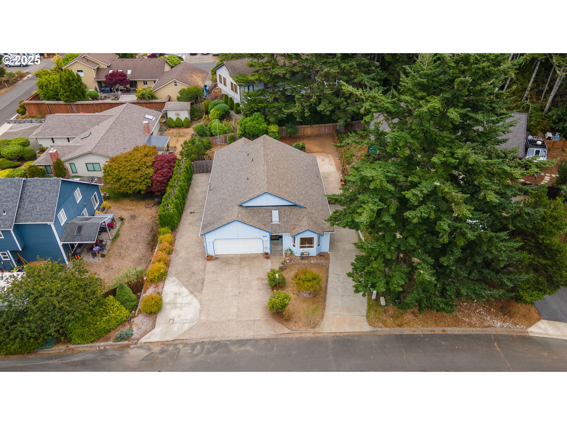 925 CHICKSES DR - RMLS #661091434