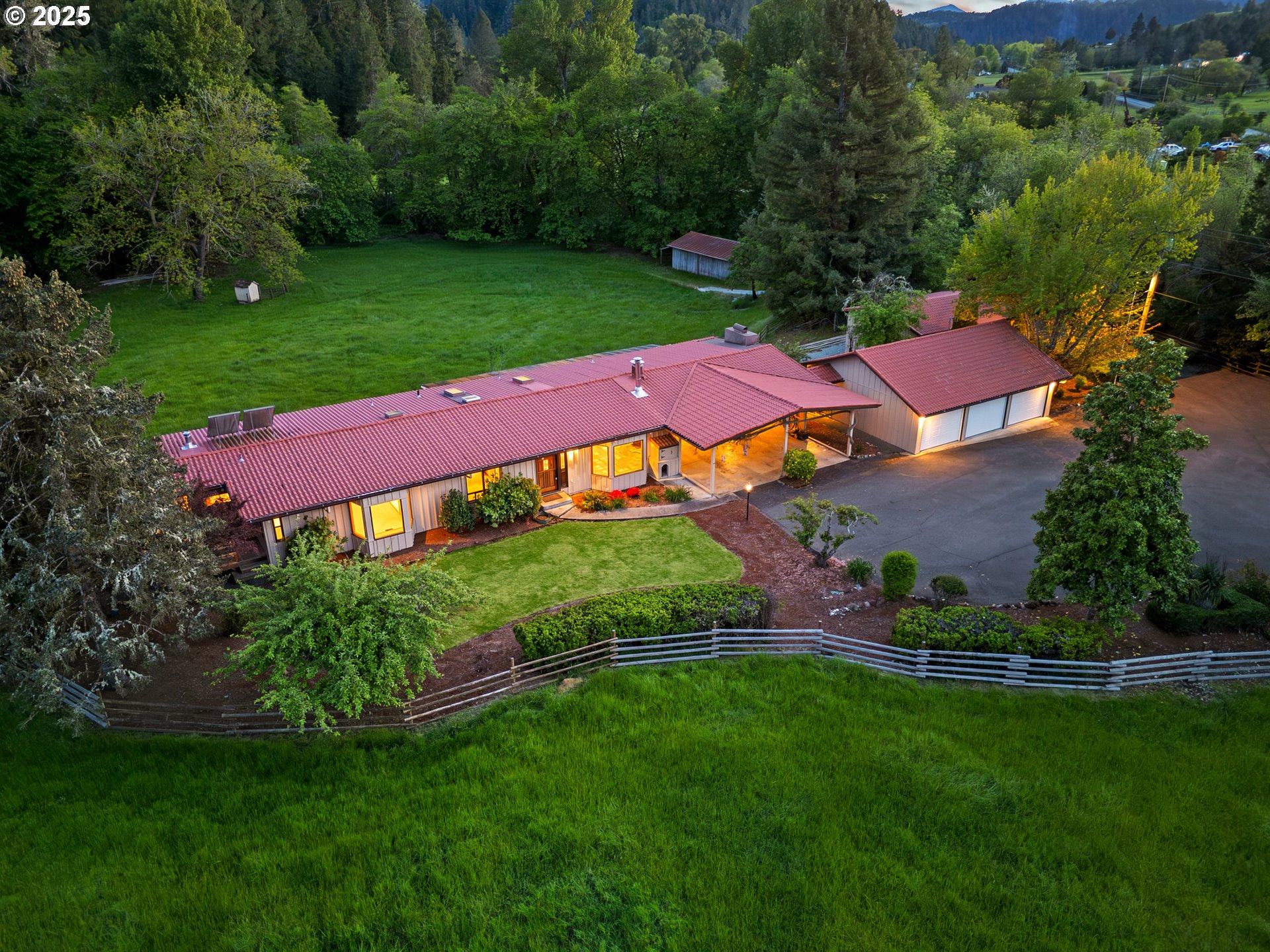2233 RIVERSIDE DR - RMLS #663368496