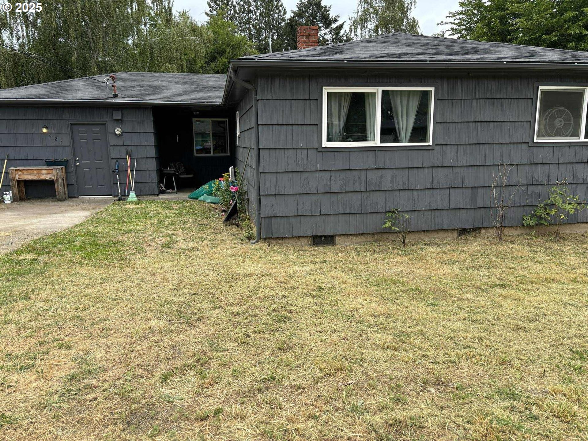 621 IRVING DR - RMLS #686075580