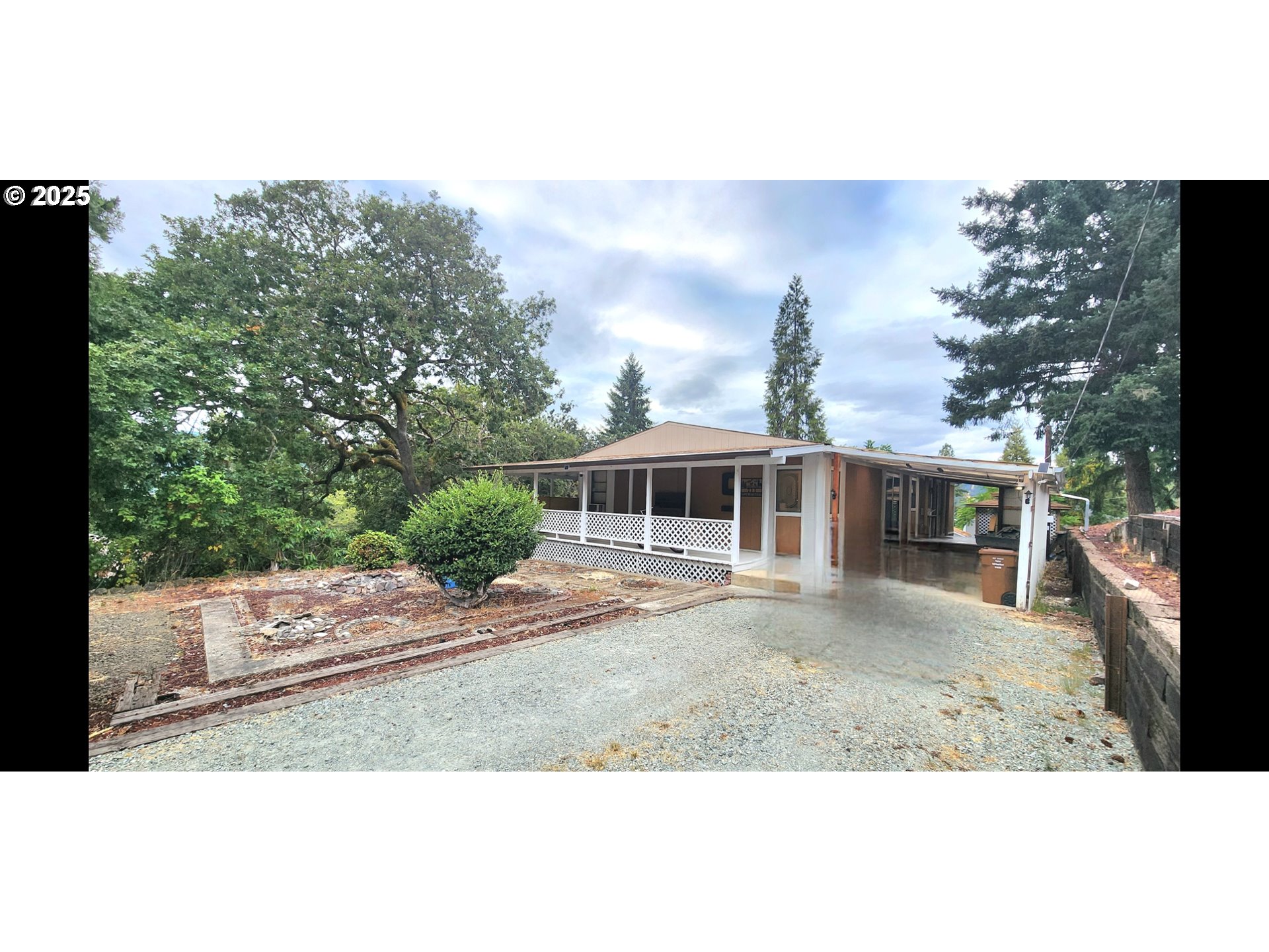 711 PLIN ST - RMLS #694211716