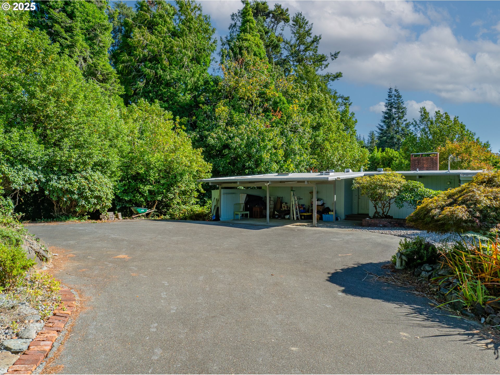 1159 1ST PL - RMLS #694320315