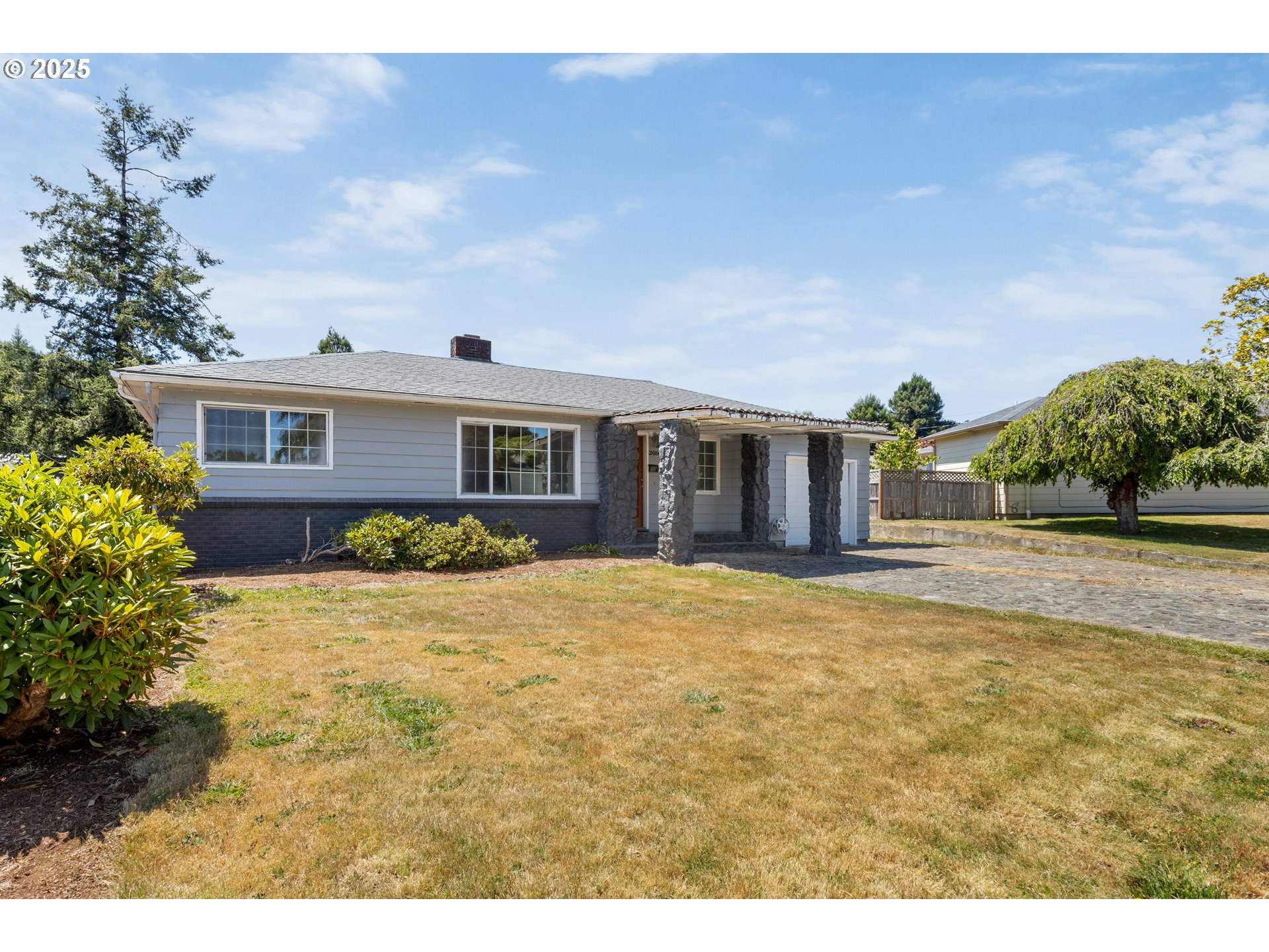 2690 GARDENS AVE - RMLS #709272244