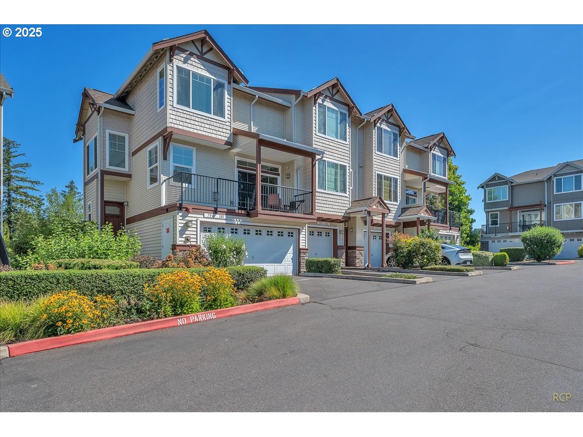 794 118TH AVE - RMLS #722321123